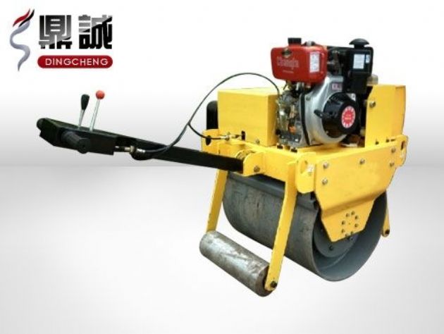 點(diǎn)擊查看詳細(xì)信息<br>標(biāo)題：重型手扶式單鋼輪壓路機(jī) 閱讀次數(shù)：12815