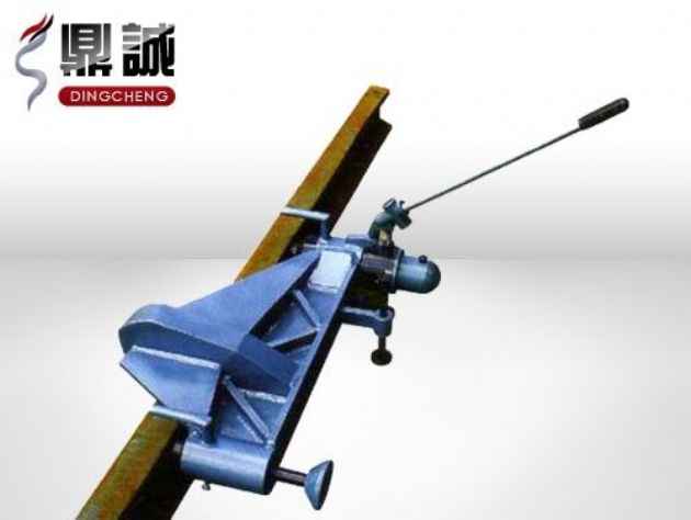 點擊查看詳細(xì)信息<br>標(biāo)題：水平液壓彎軌機(jī) 閱讀次數(shù)：4671