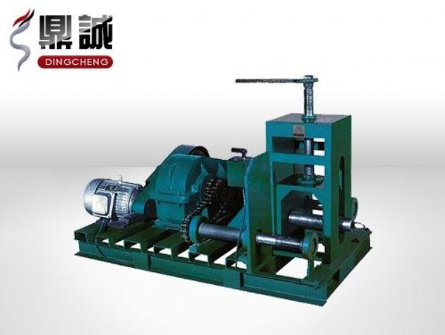 點擊查看詳細信息<br>標題：臥式多功能滾動彎管機 閱讀次數(shù)：4484