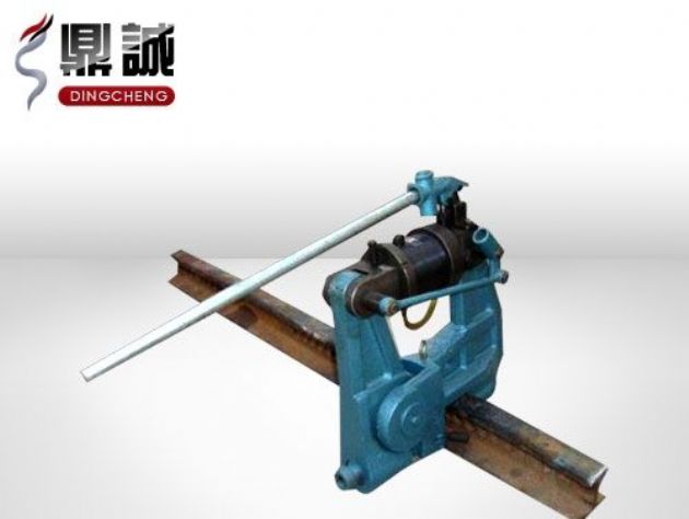 點(diǎn)擊查看詳細(xì)信息<br>標(biāo)題：液壓鋼軌擠孔機(jī) 閱讀次數(shù)：4262